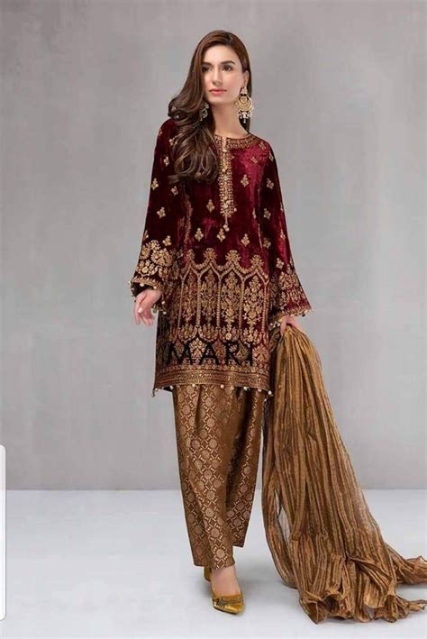 replica cloth online bazaar pakistan|pakistani designers dresses.